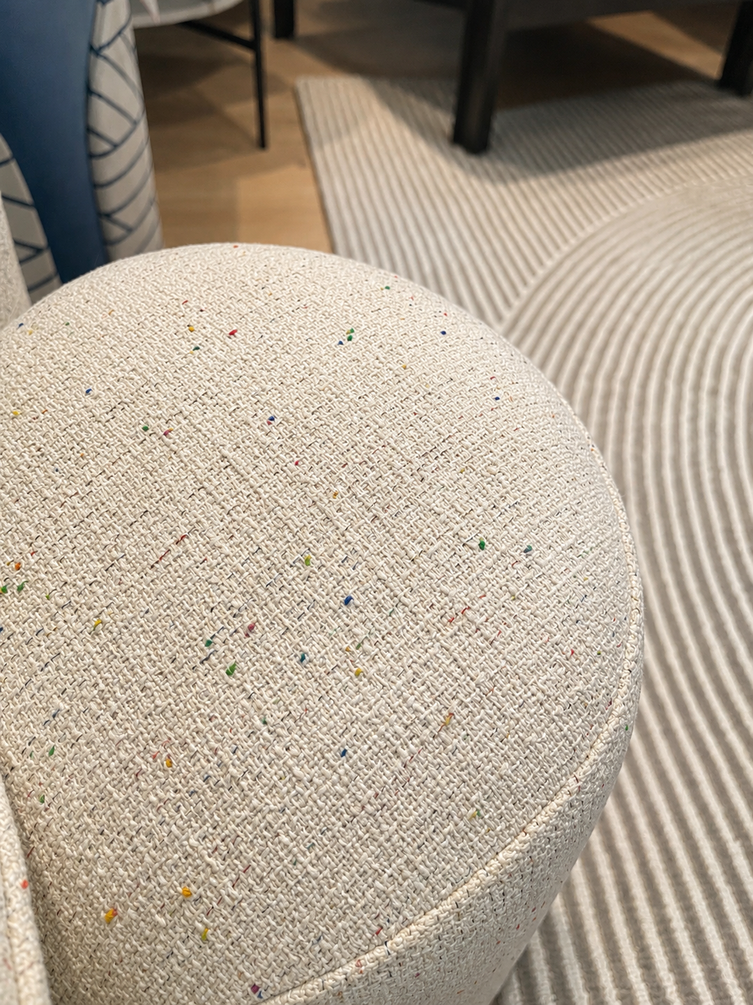 Ravila Chair