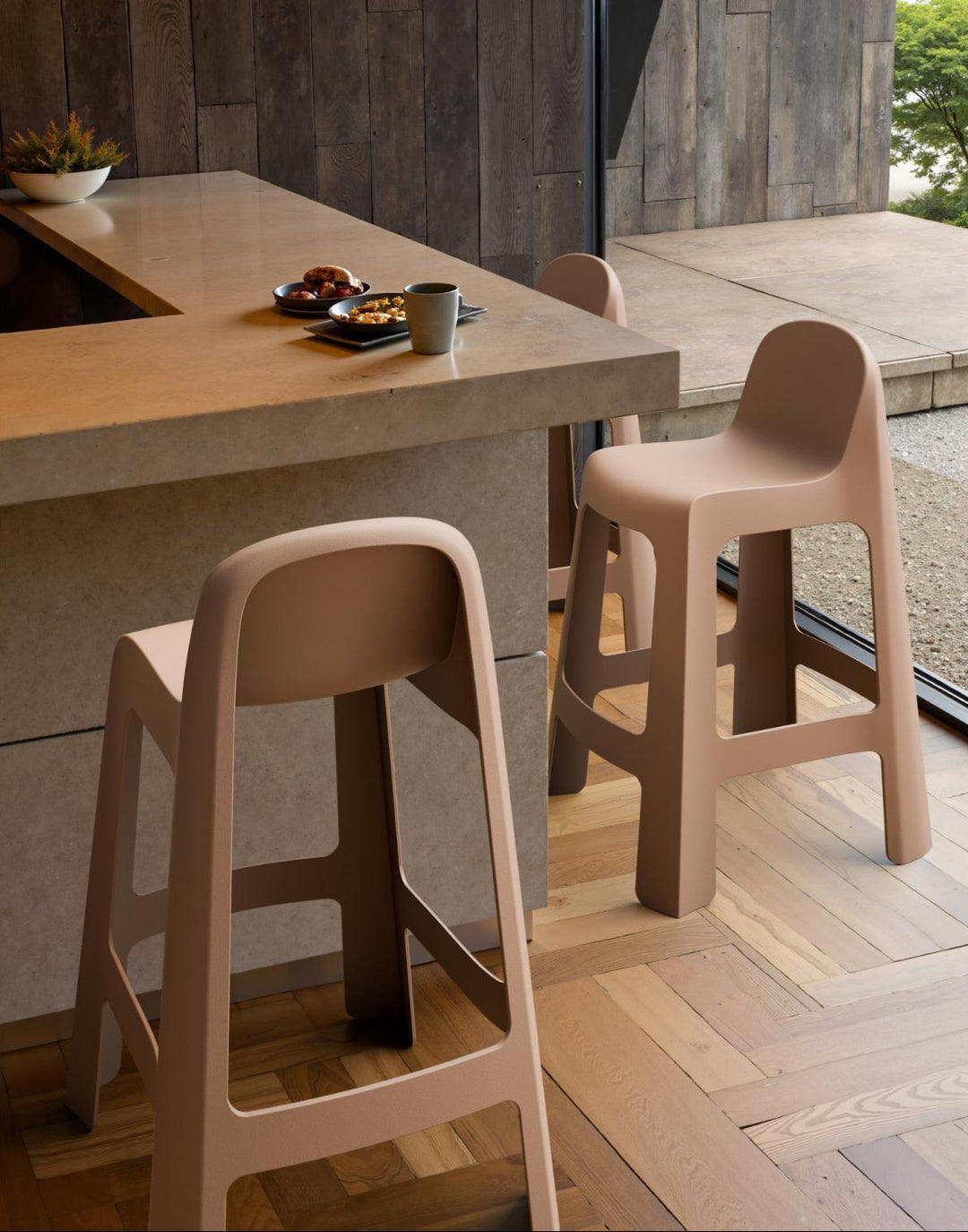 Molo Bar Stool | Brown