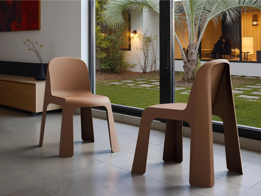 Molo Outdoor Chair | Brown