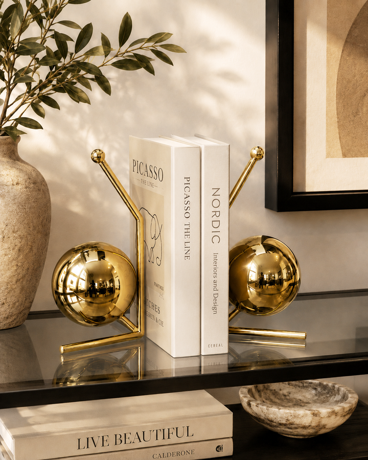 Otis Bookend