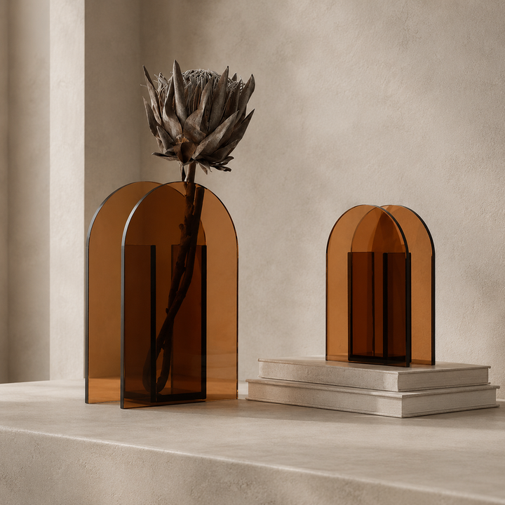 Hilda Vase