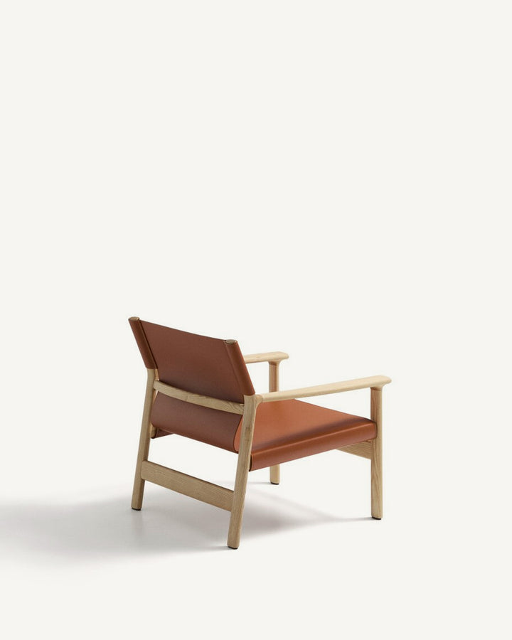 Henrik Armchair | Light Brown