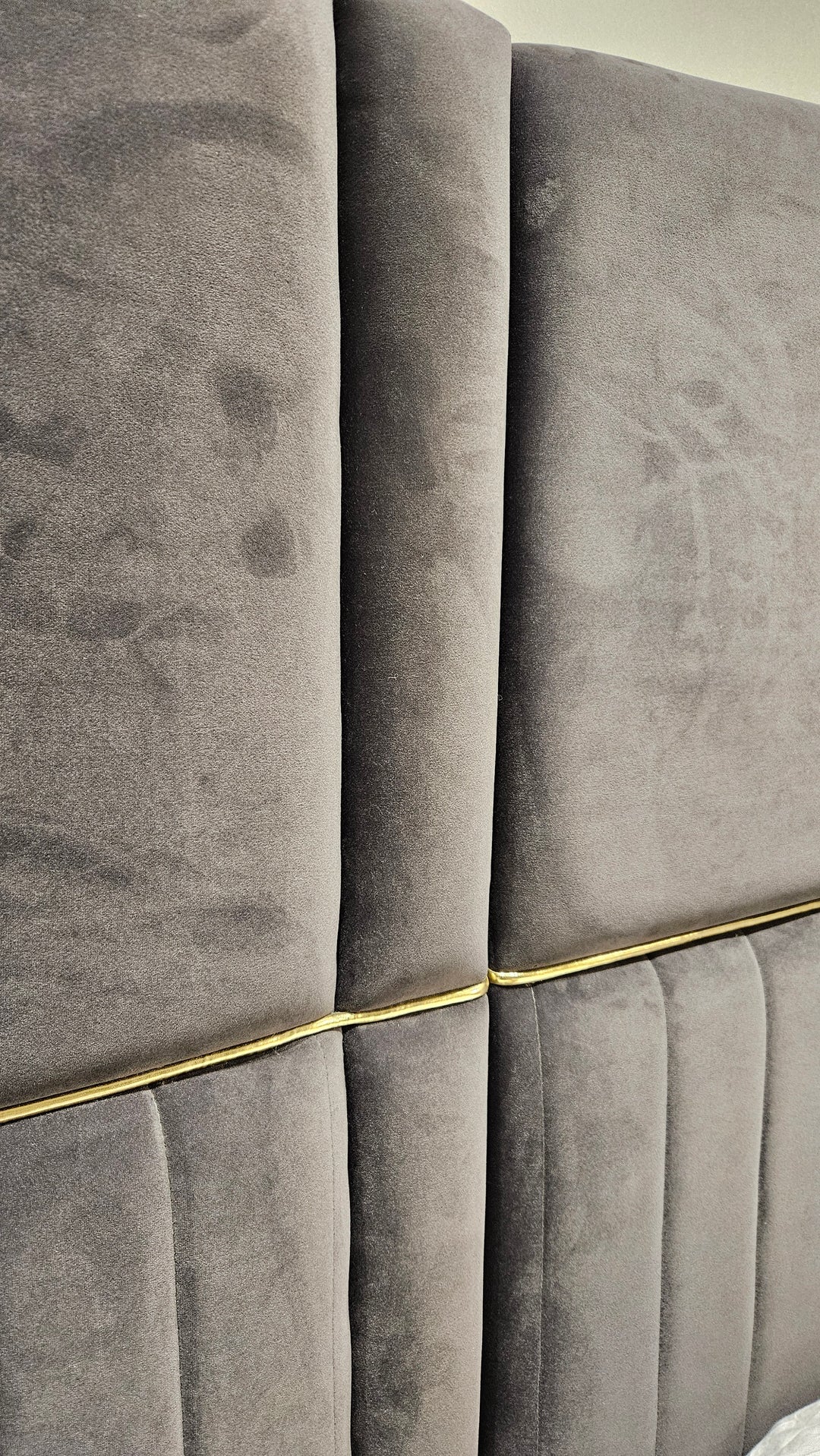 Milano Bedframe - King