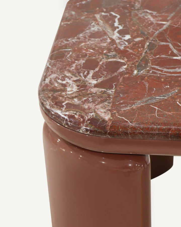 Rosso Dining Table