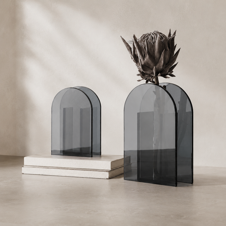 Hilda Vase